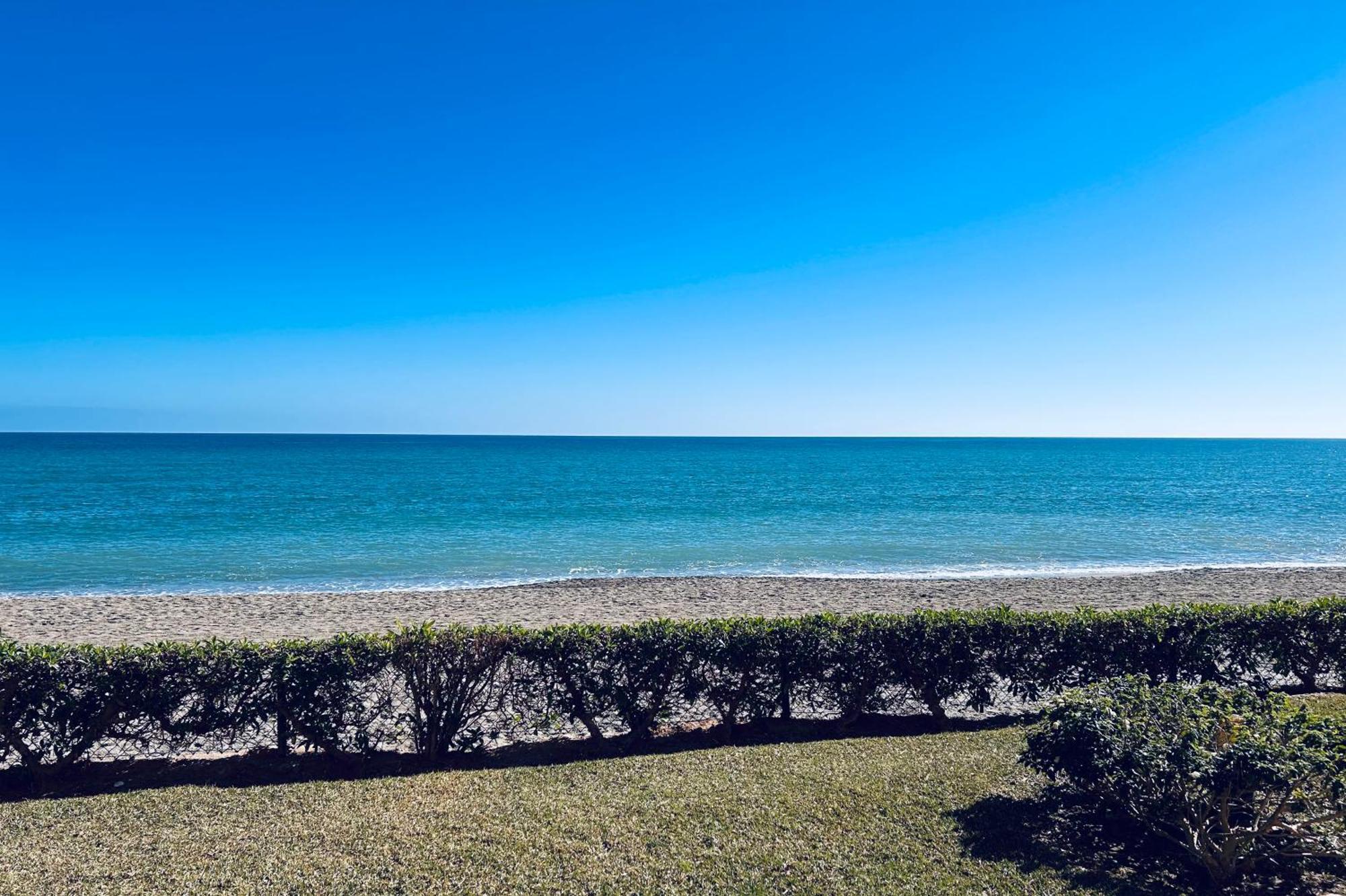 Beachfront Nudist Apartment In Vera Playa Playas de Vera Exterior photo